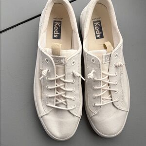 Keds Women's Cream Lace-Up Sneakers